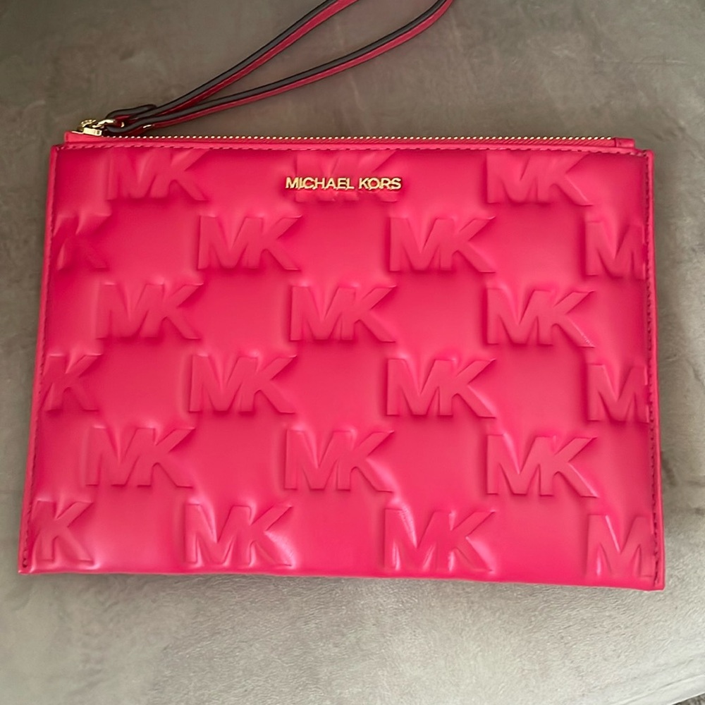 Michael Kors (MK) Pink Jet Set Zip Wristlet NWOT